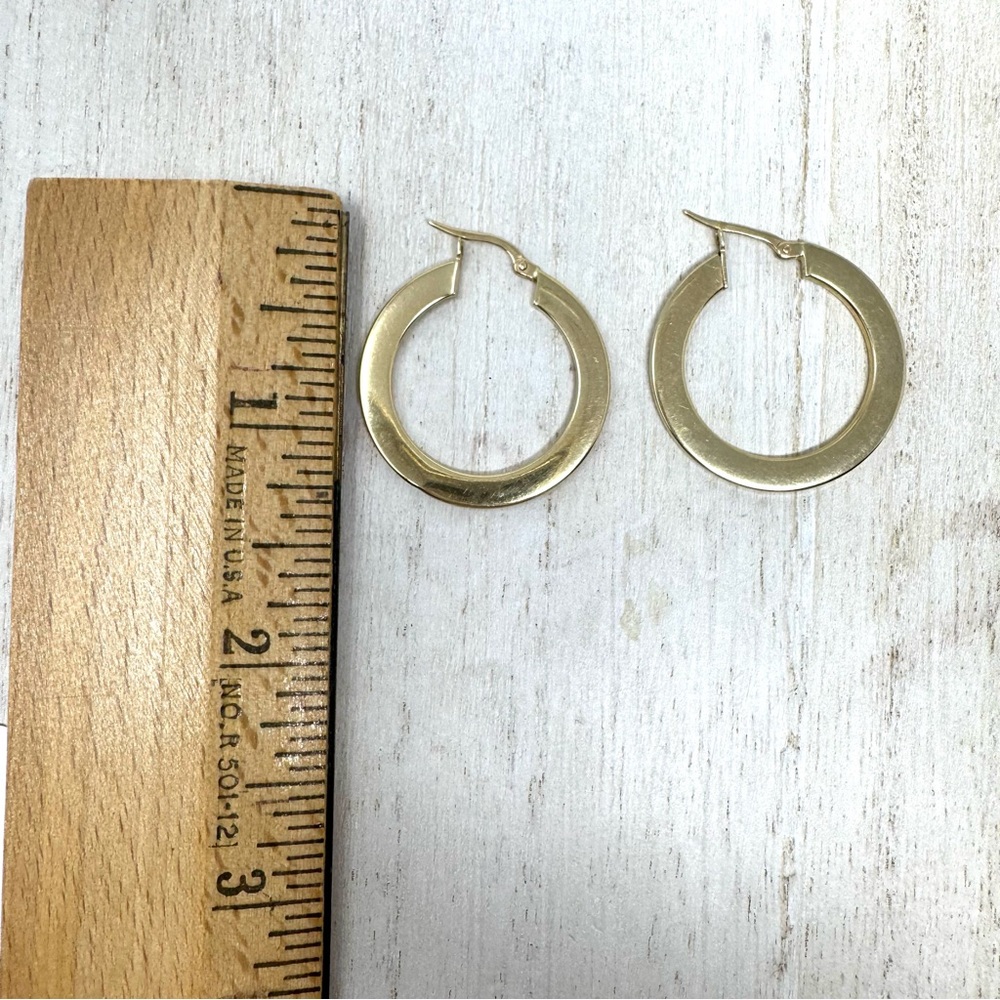 Solid 14K yellow gold flat hoop earrings, made in Italy - Picture 11 of 11